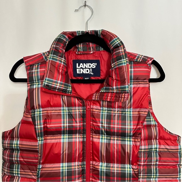 Lands' End Women's Plaid Print Red Puffer Vest Sleeveless Jacket sz M/P 10-12 - Picture 2 of 9